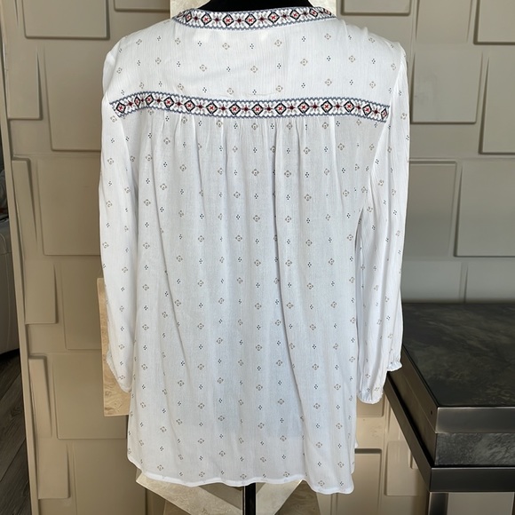 Caffe Marrahesh top shirt white blue 3/4 sleeve smock babydoll Size Medium - Picture 7 of 9